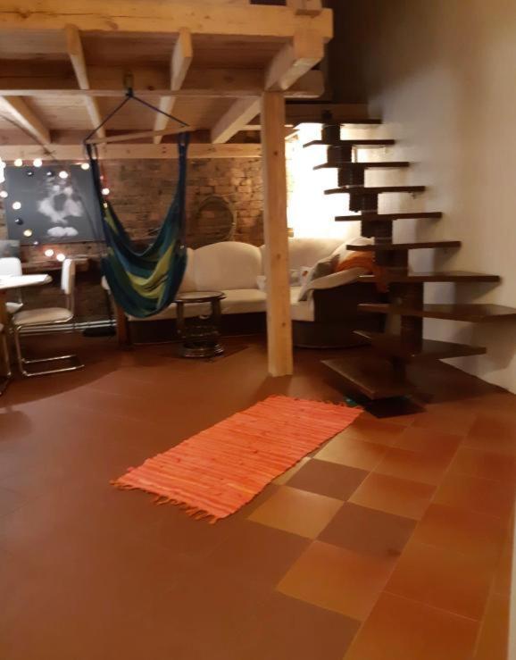 2 Story Studio Apartment Free Parking Included Riga Luaran gambar